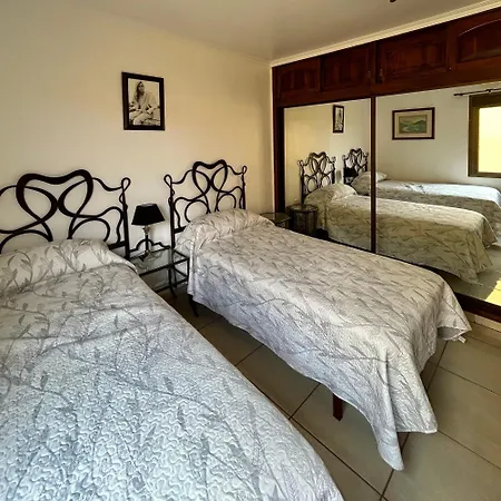 2 Bed With Sea Views In Cristianos K206 Apartment *